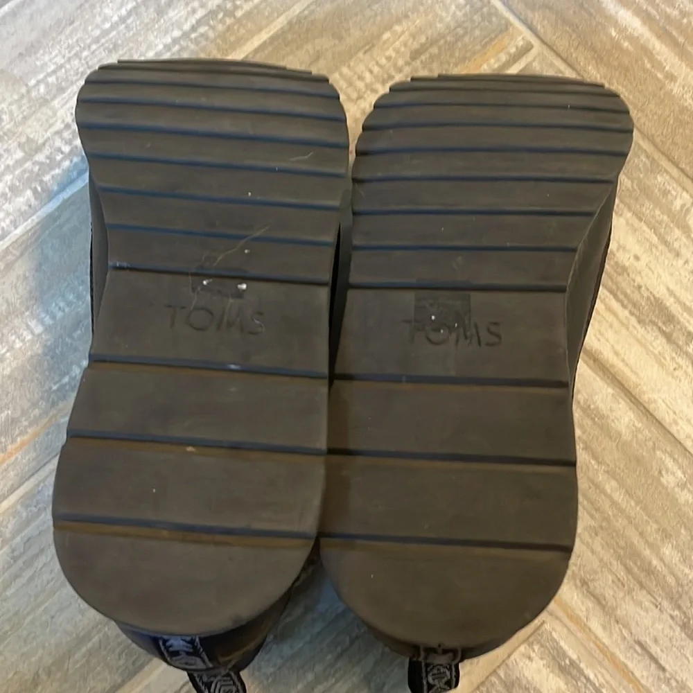 TOMS Sydney boots